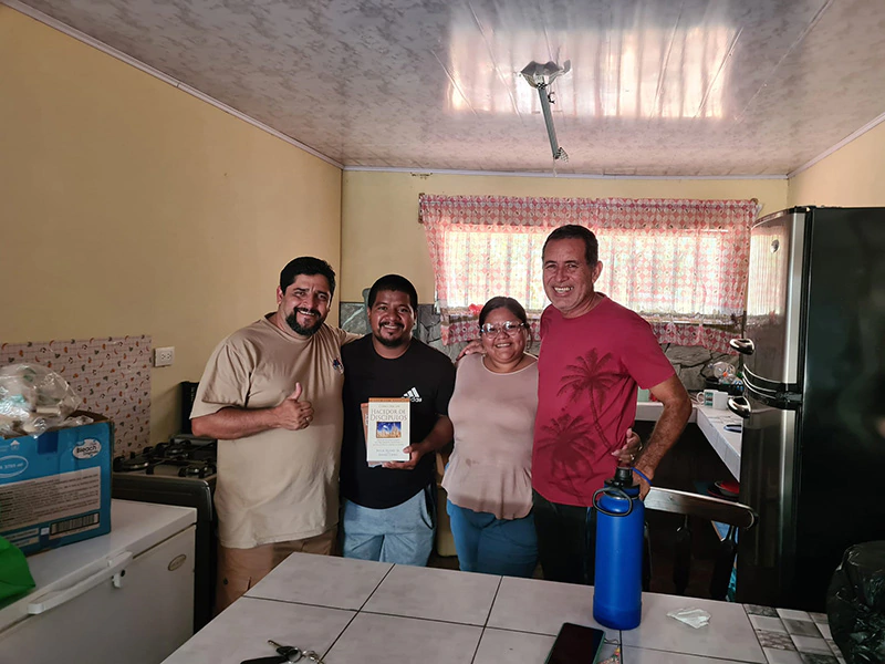 april2024 costarica 2 800 &bull; Becoming a Disciple-Maker